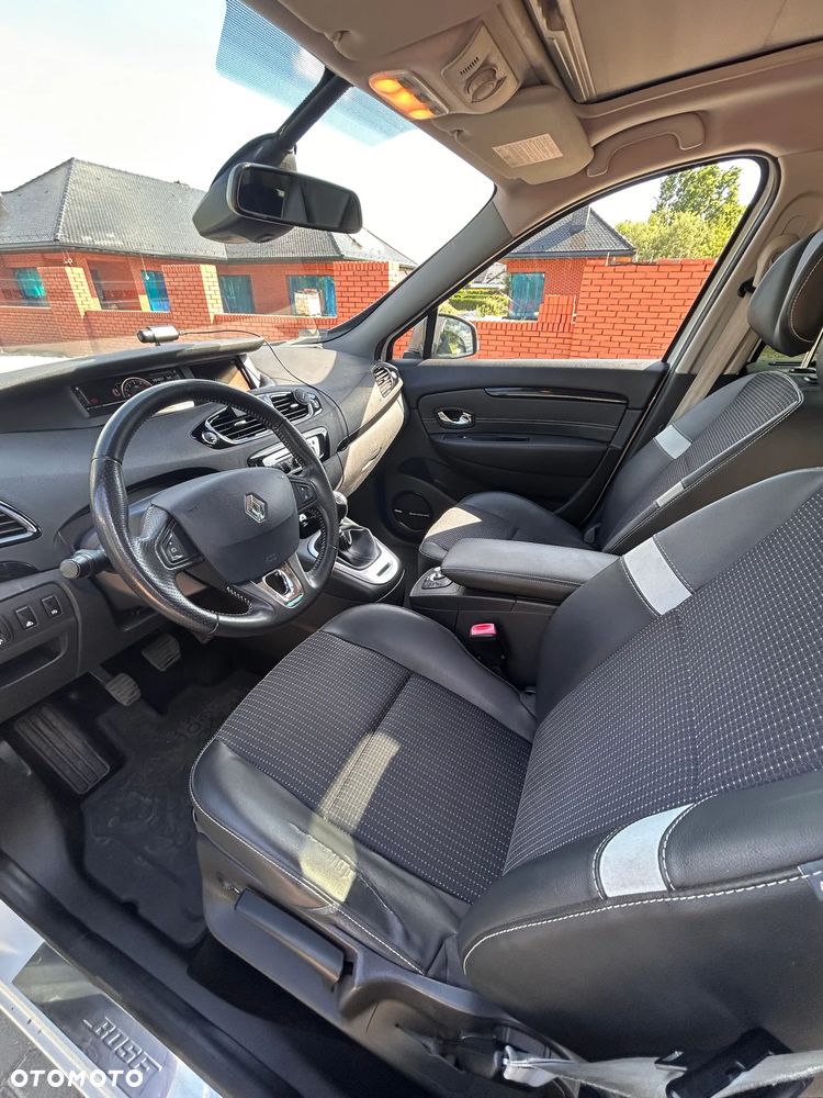 Renault Scenic 1.6 dCi Energy Bose Edition - 8