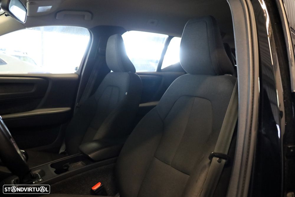Volvo XC 40 1.5 T2 Momentum Core - 6