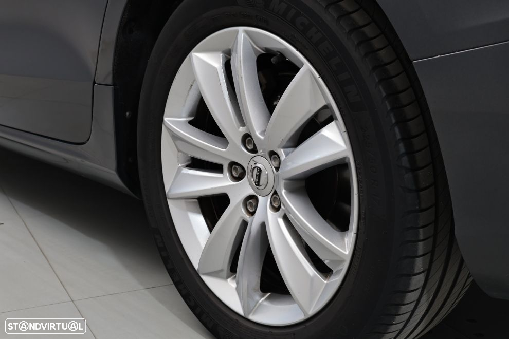 Volvo V60 2.0 D4 Momentum Geartronic - 13