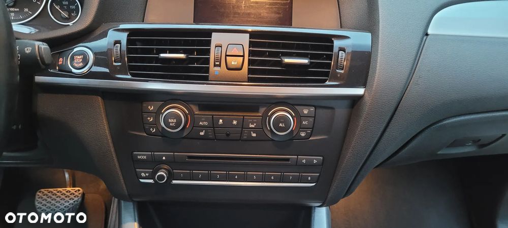 BMW X3 xDrive20d - 33