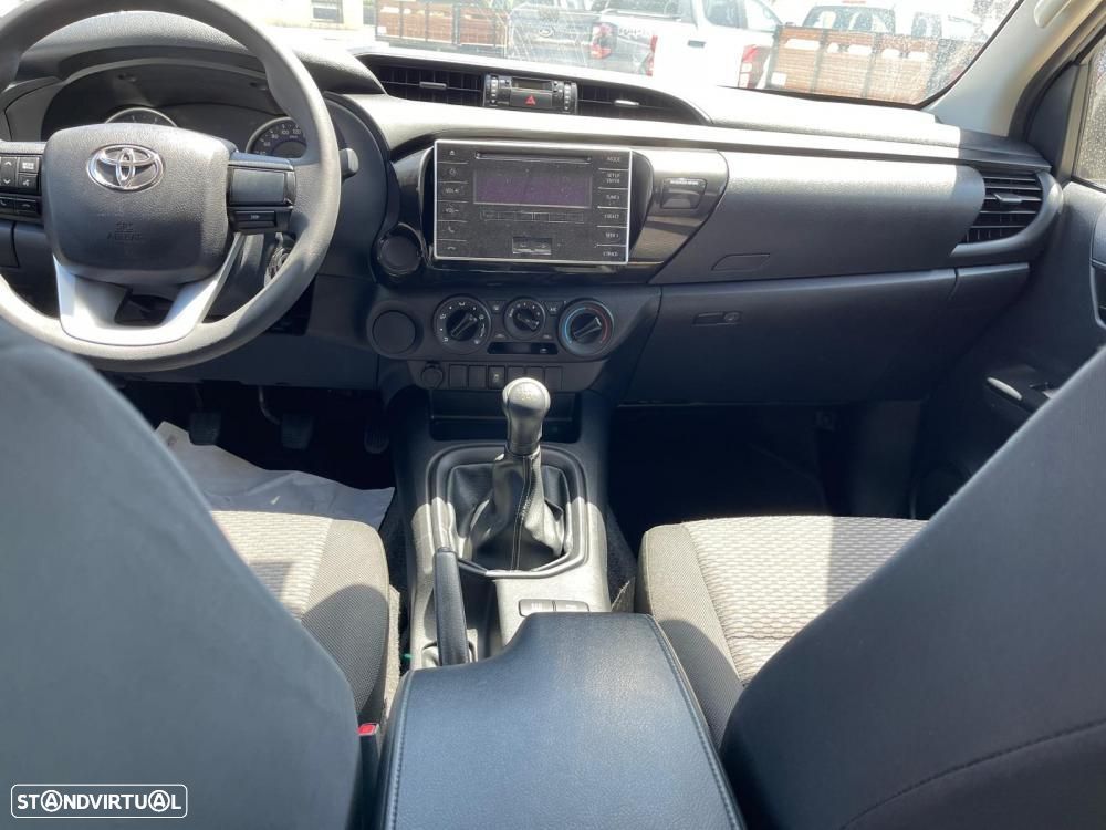 Toyota Hilux HILUX VIII 2.4 D (150CV) - 13