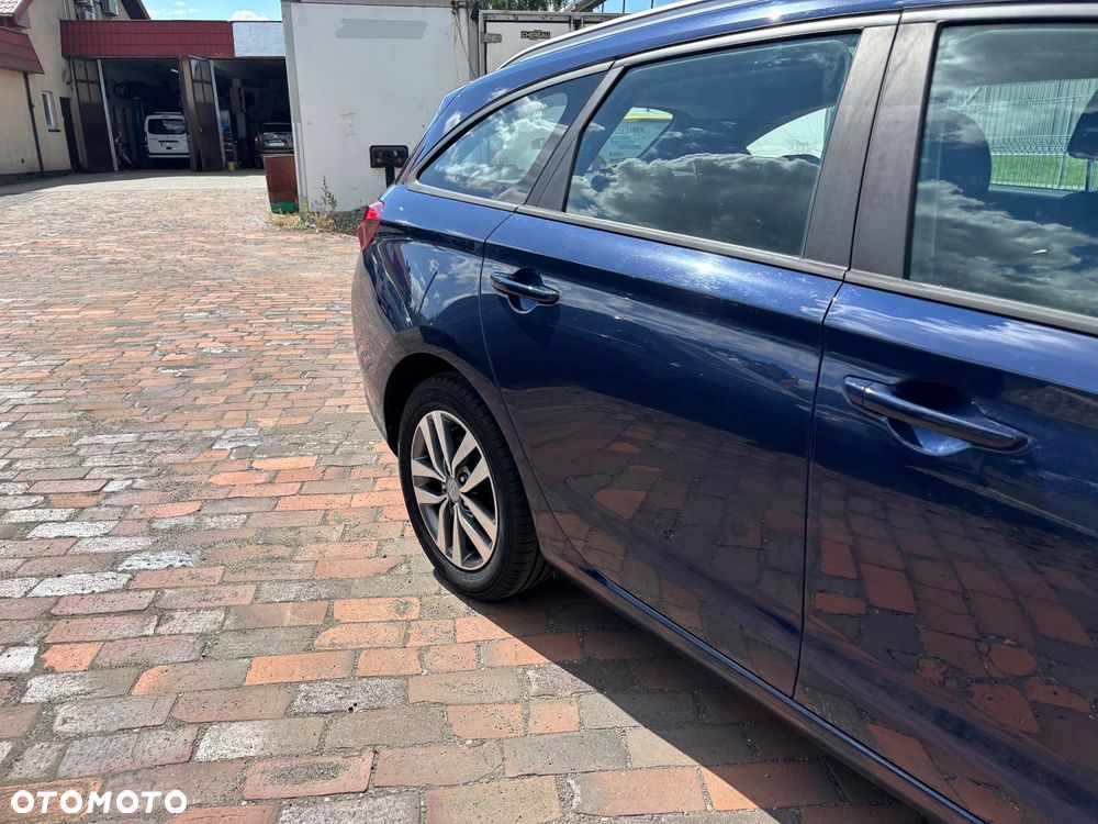 Hyundai i30 1.4 T-GDI Trend - 17