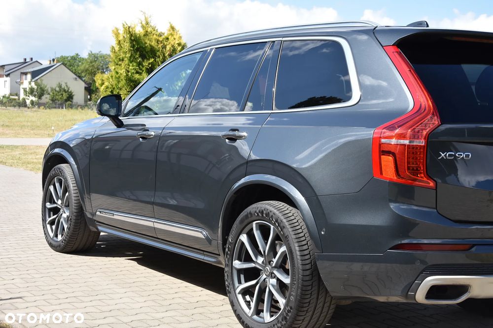 Volvo XC 90 - 8