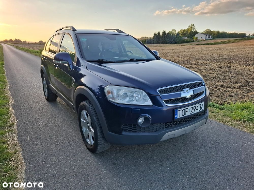 Chevrolet Captiva 2.4 4WD 7 Sitzer LT - 8