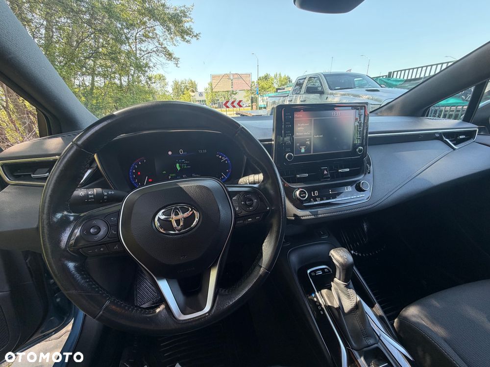 Toyota Corolla 1.8 Hybrid Comfort - 23