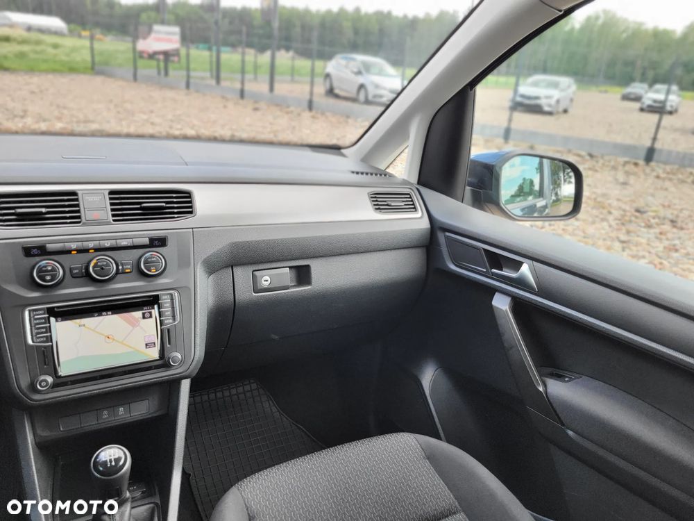 Volkswagen Caddy 2.0 TDI Comfortline - 11
