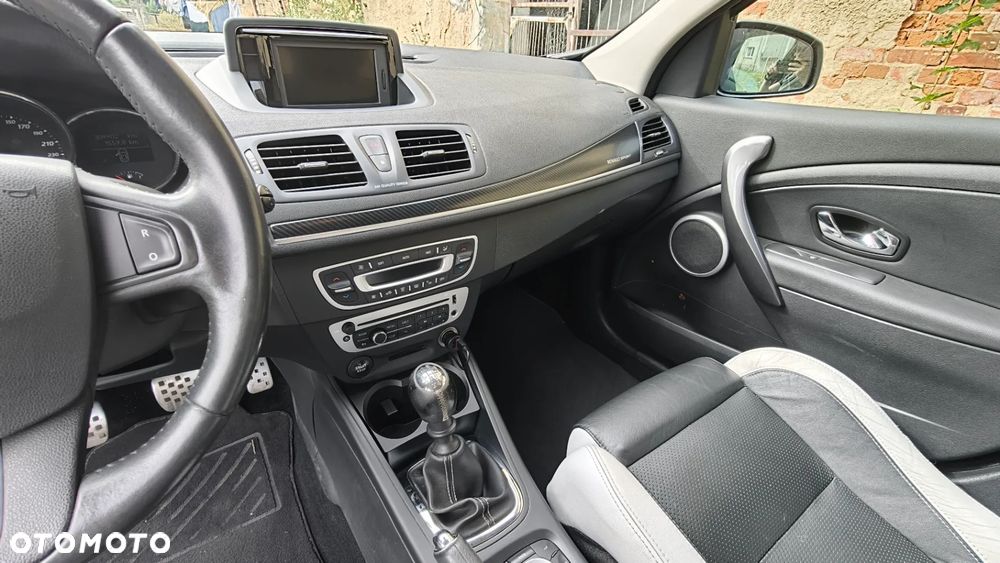 Renault Megane dCi 160 FAP GT - 11