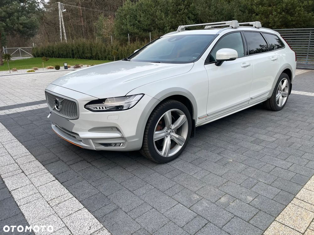 Volvo V90 Cross Country D5 AWD Ocean Race - 2