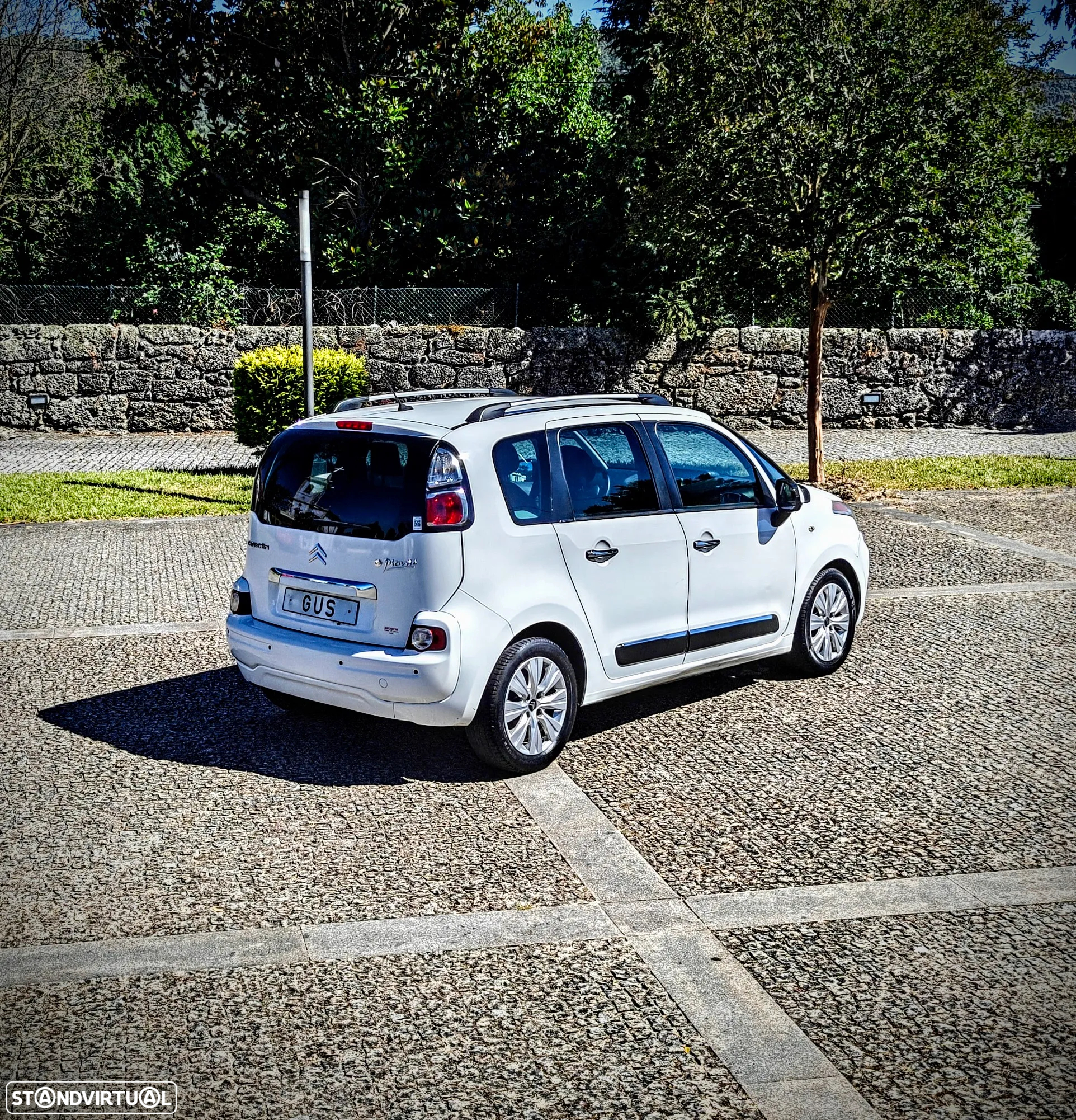 Citroën C3 Picasso HDi FAP Exclusive - 3