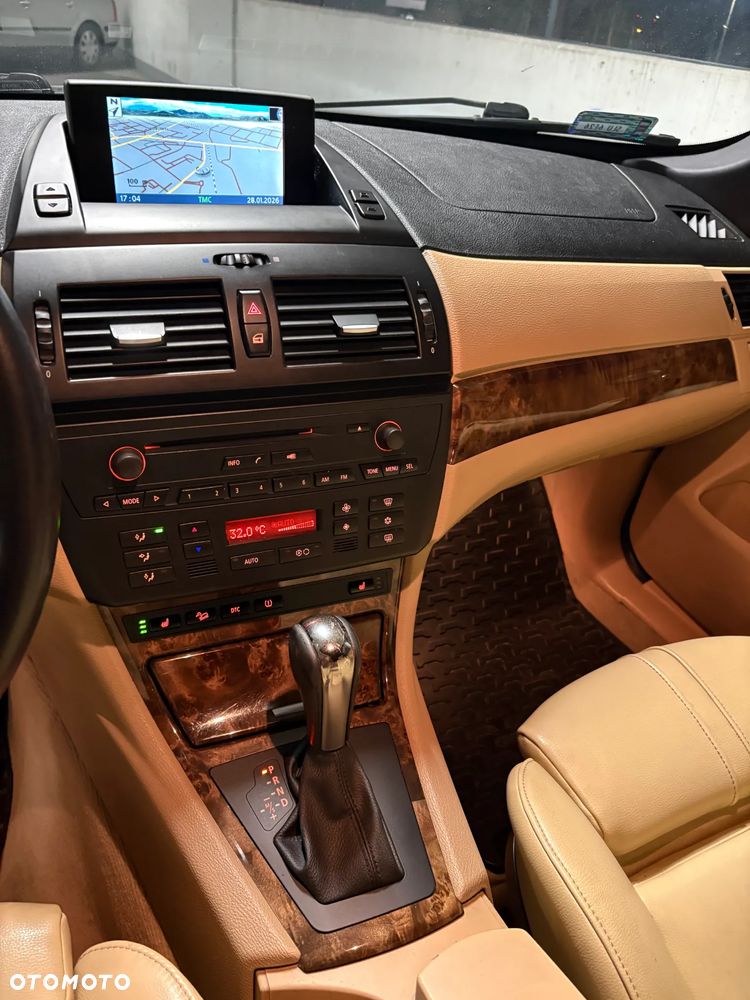 BMW X3 3.0sd - 8