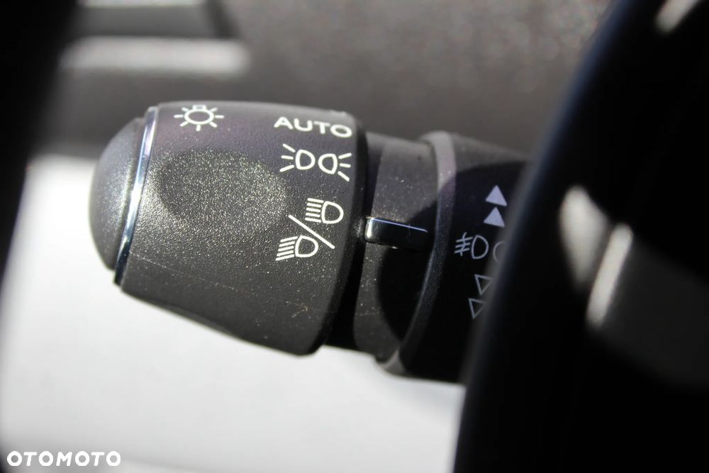 Opel Vivaro Extra Long 3,1t (bryg.) - 25