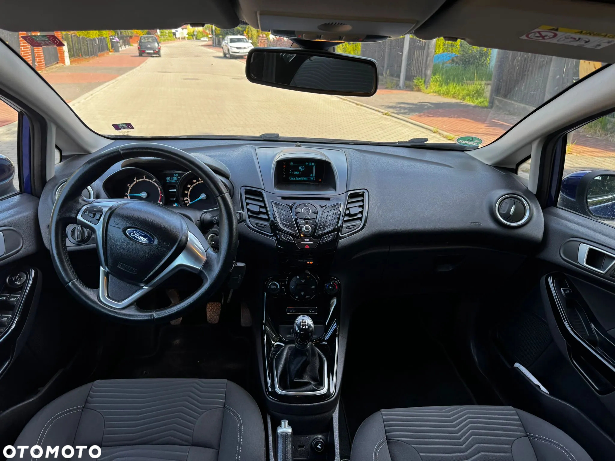Ford Fiesta 1.0 EcoBoost S&S TITANIUM - 8