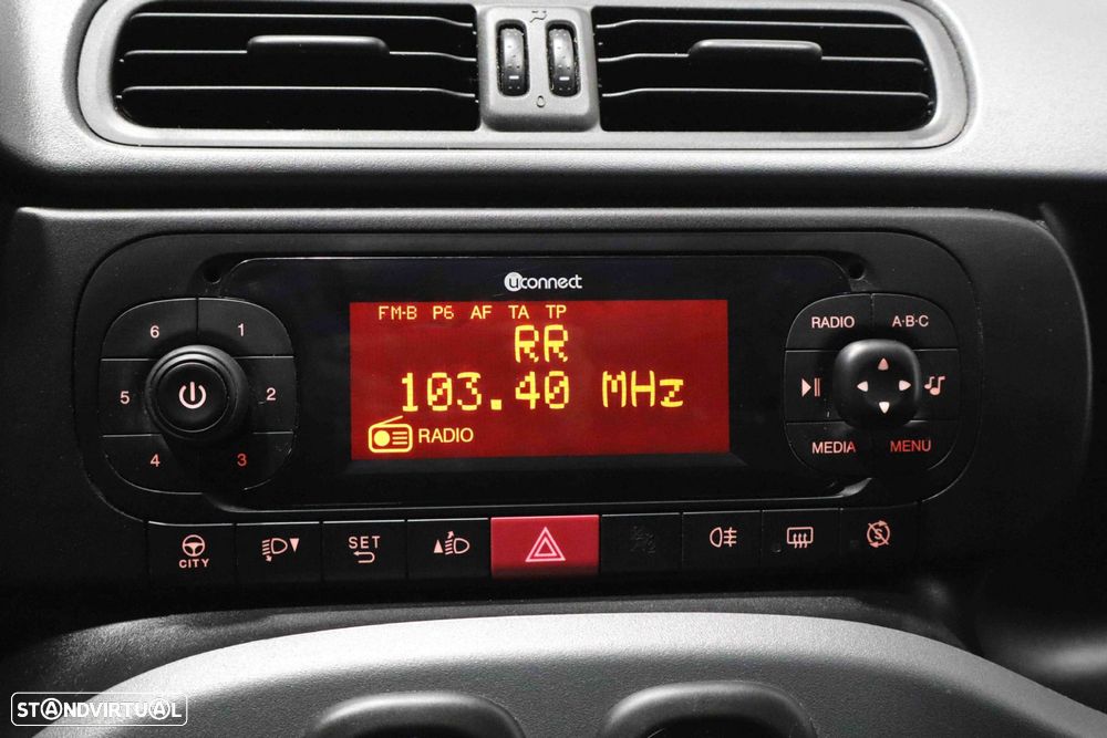 Fiat Panda 1.0 Hybrid City Life - 21