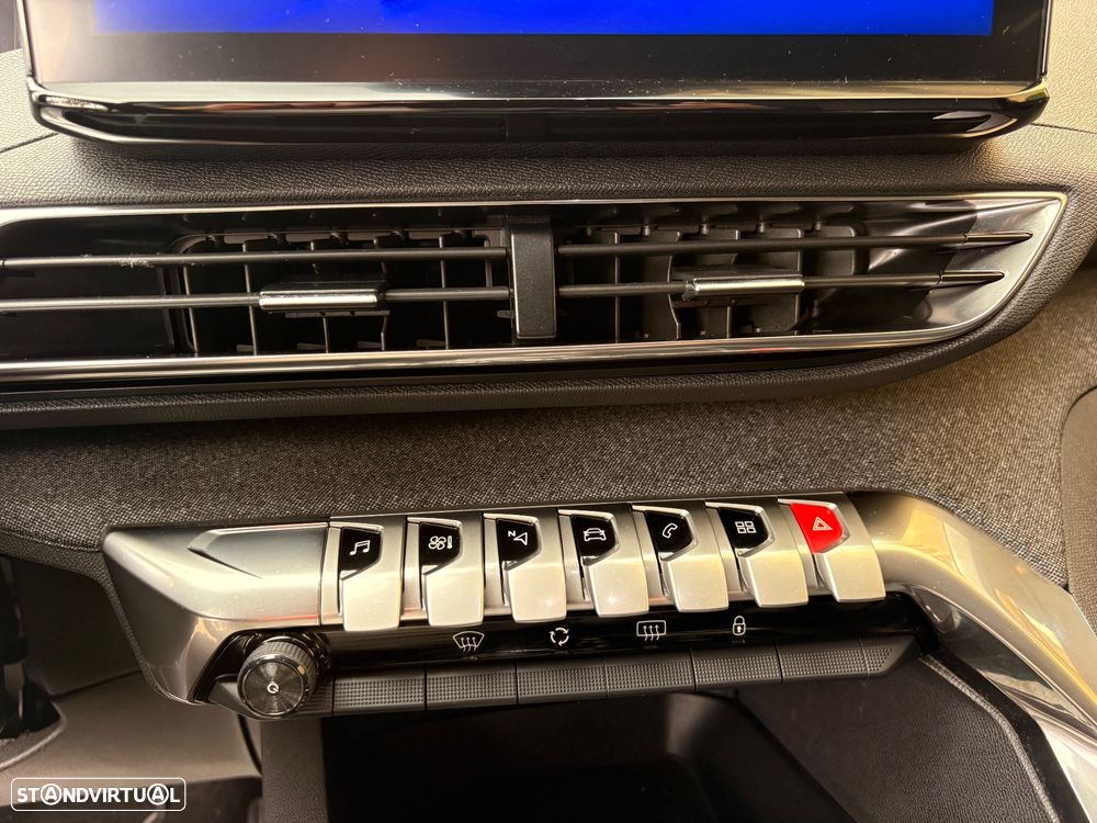 Peugeot 5008 1.5 BlueHDi Allure Pack EAT8 - 21