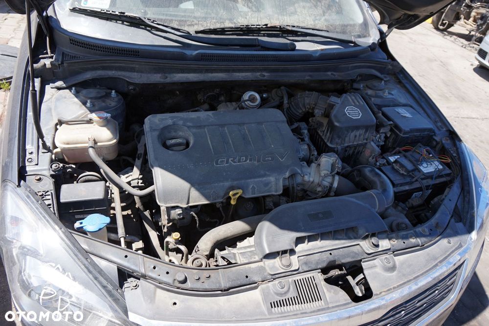 SILNIK KOMPLETNY CEED I LIFT 1.6 CRDI 127KM D4FB Z4641-2AZ00 KIA 2009-2012 - 2