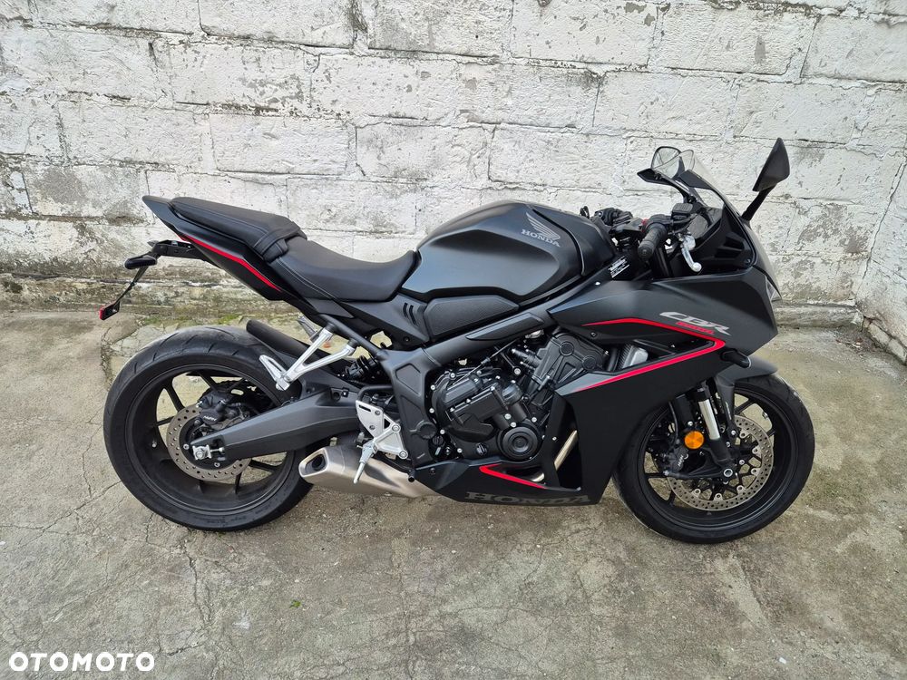 Honda CBR - 14