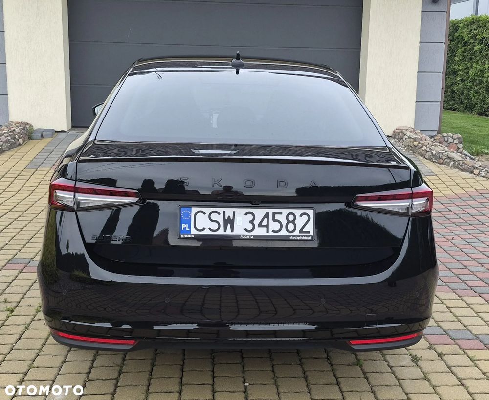 Skoda Superb 2.0 TSI Sportline DSG - 8