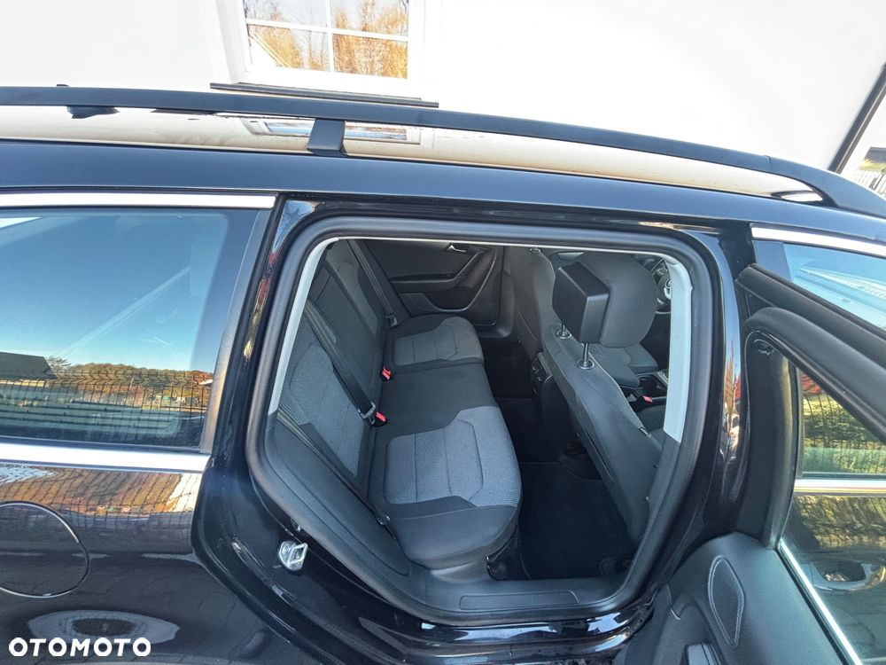 Volkswagen Passat 1.6 TDI Comfortline - 7