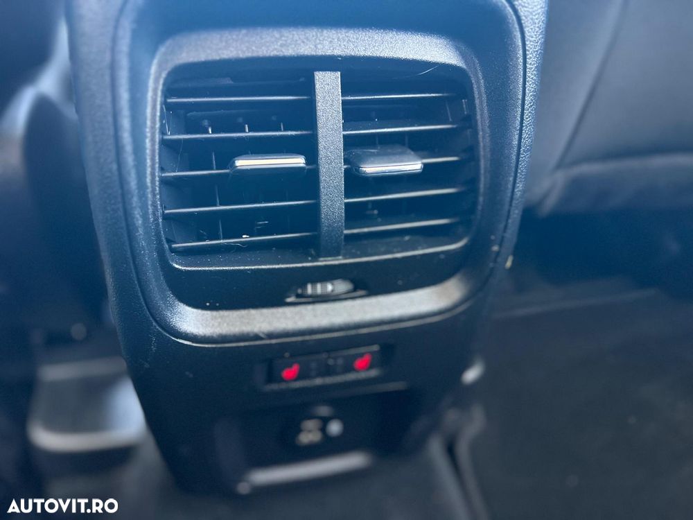 Ford Kuga ver-1-5-ecoblue-fwd-titanium - 18