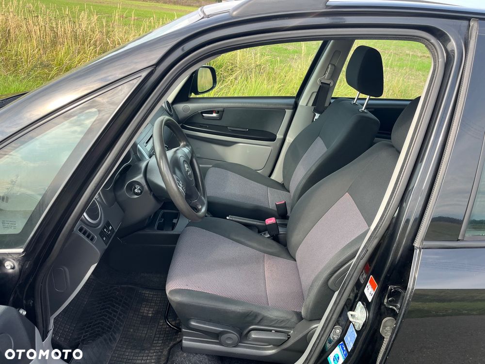 Suzuki SX4 - 17