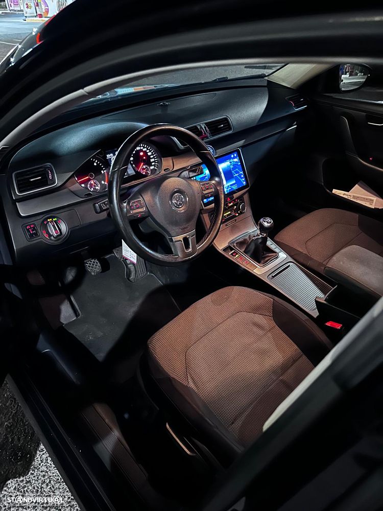 VW Passat Variant - 1