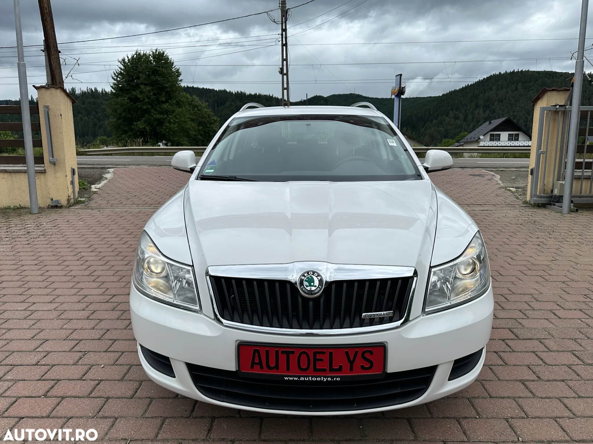 Skoda Octavia Combi 1.6 TDI DPF GreenLine - 4
