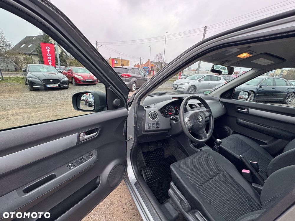 Suzuki Swift 1.3 GS / Premium - 17