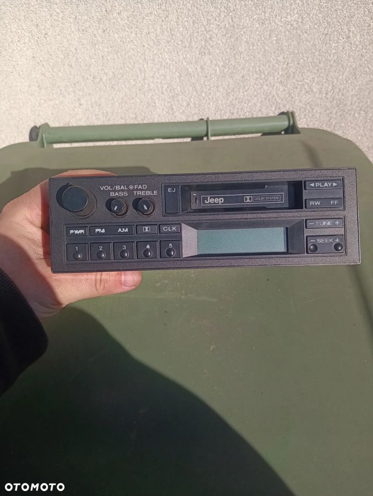 Oryginalne radio Jeep Cherokee Wrangler Klasyk - 4