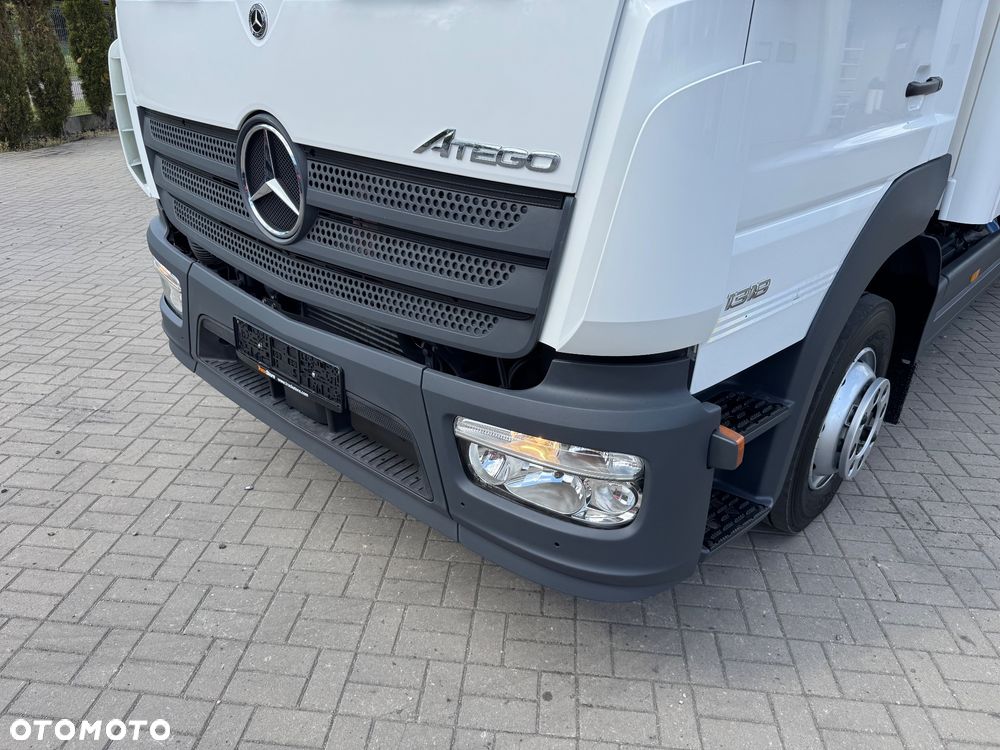 Mercedes-Benz ATEGO - 14
