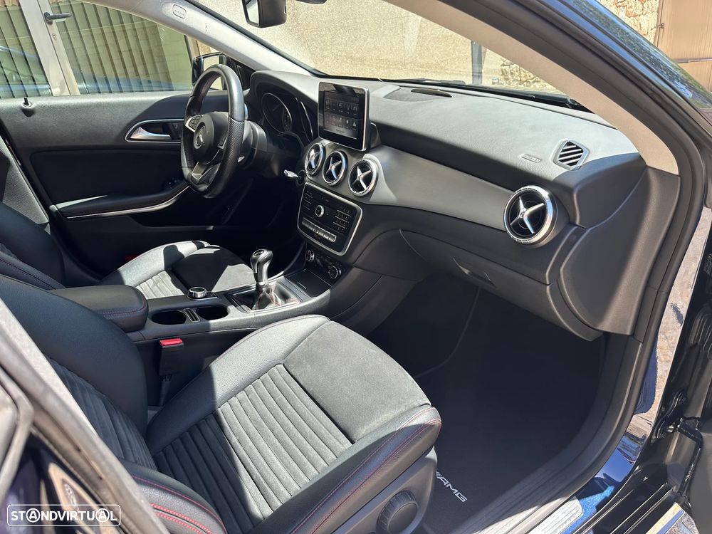 Mercedes-Benz CLA 180 d Shooting Brake AMG Line - 17