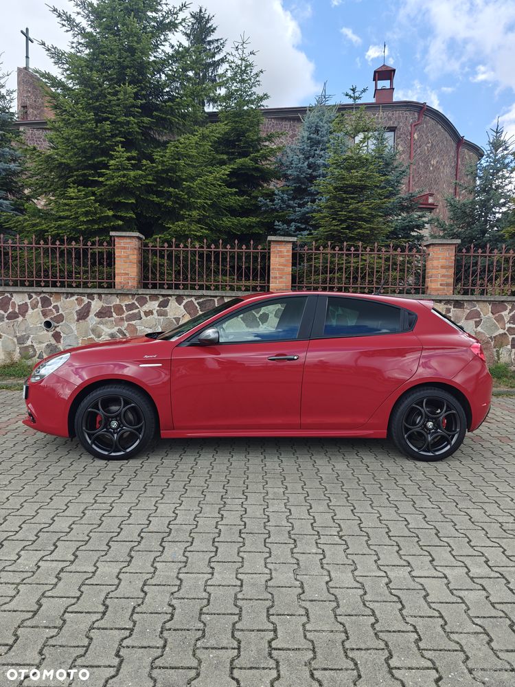Alfa Romeo Giulietta 1.6 JTDM 16V - 5