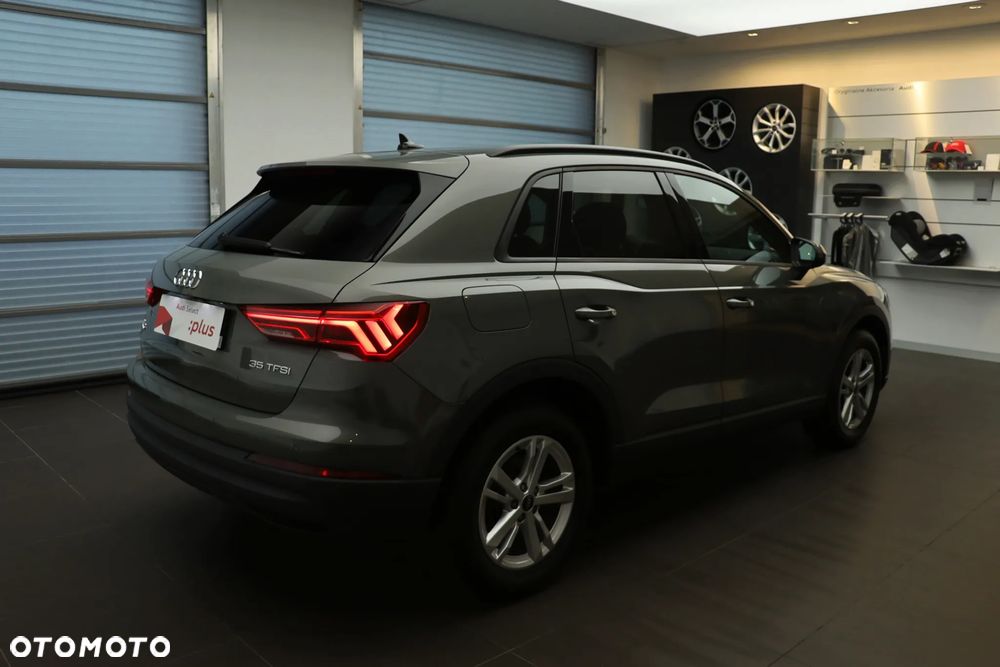 Audi Q3 35 TFSI S tronic - 9