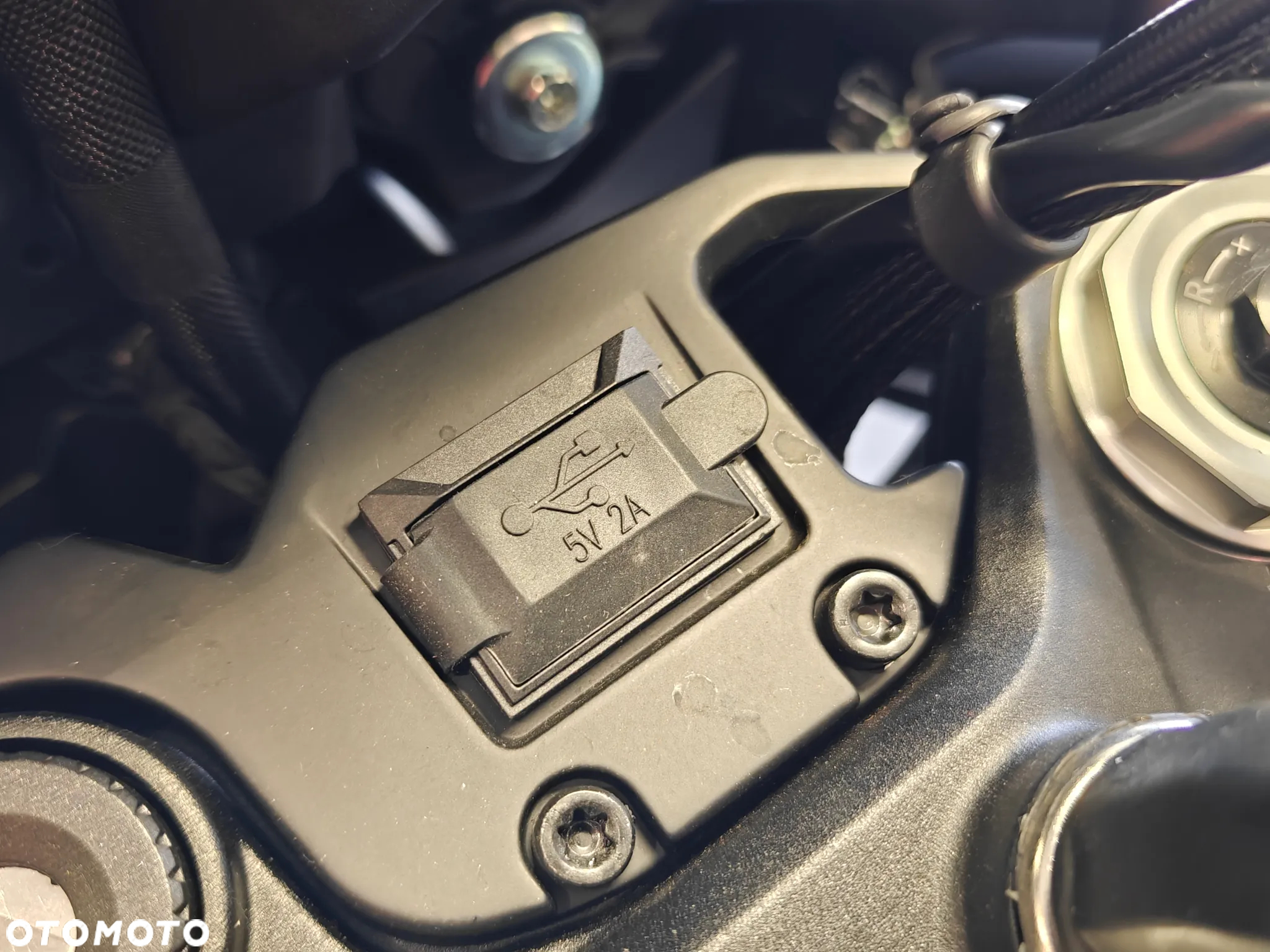 QJMOTOR 900 SX - 15