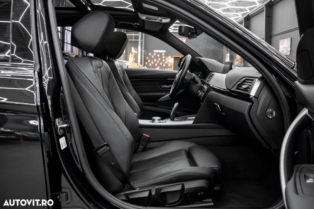 BMW Seria 3 318i Touring Aut. - 14