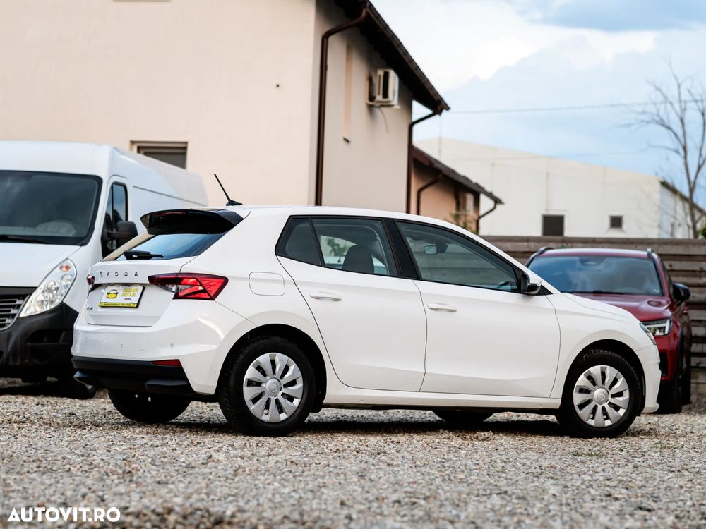 SKODA Fabia 2023 — imagine 16