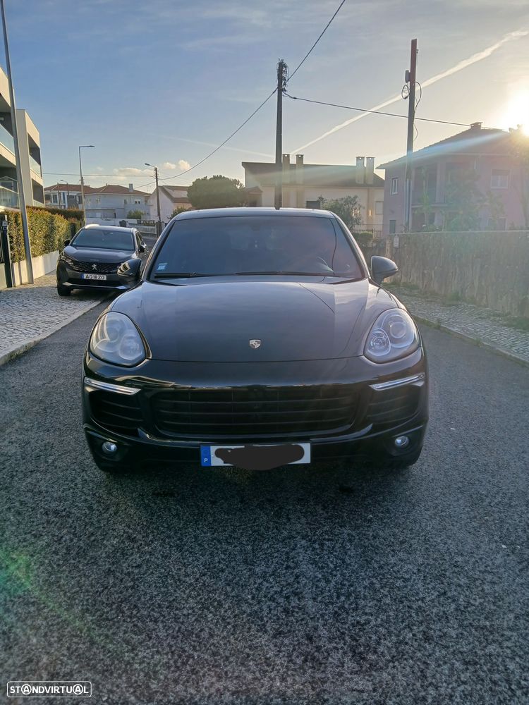 Porsche Cayenne S - 5