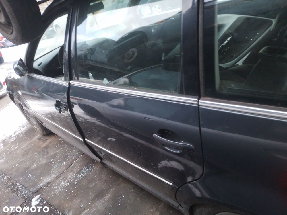 VOLKSWAGEN PASSAT B5 1.9TDI AWX LIFT 00 - 05   DMUCHAWA WENTYLATOR NAWIEWU - 17