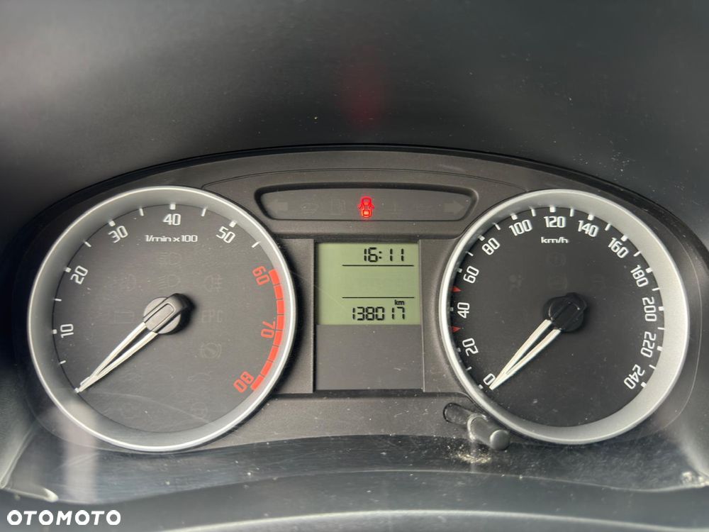 Skoda Roomster 1.6 16V Comfort PLUS EDITION - 13