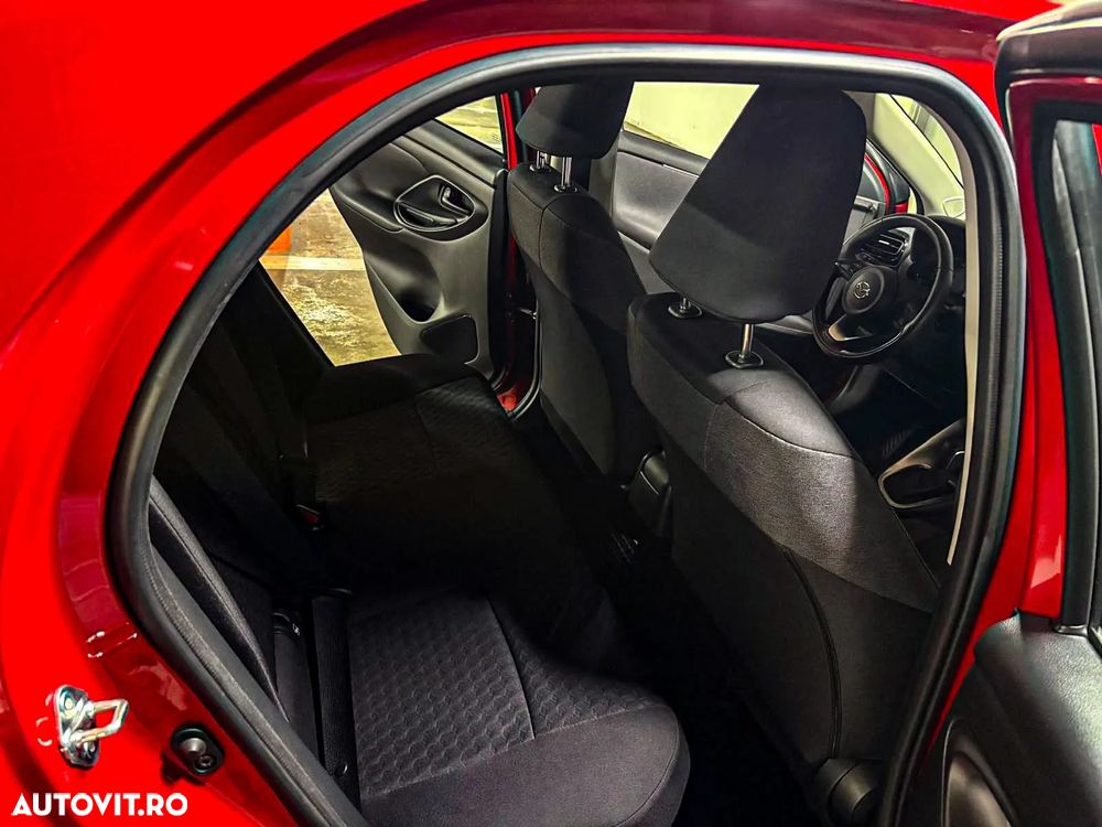 Mazda 2 - 10