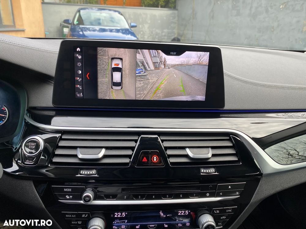 BMW Seria 5 530i xDrive AT - 27