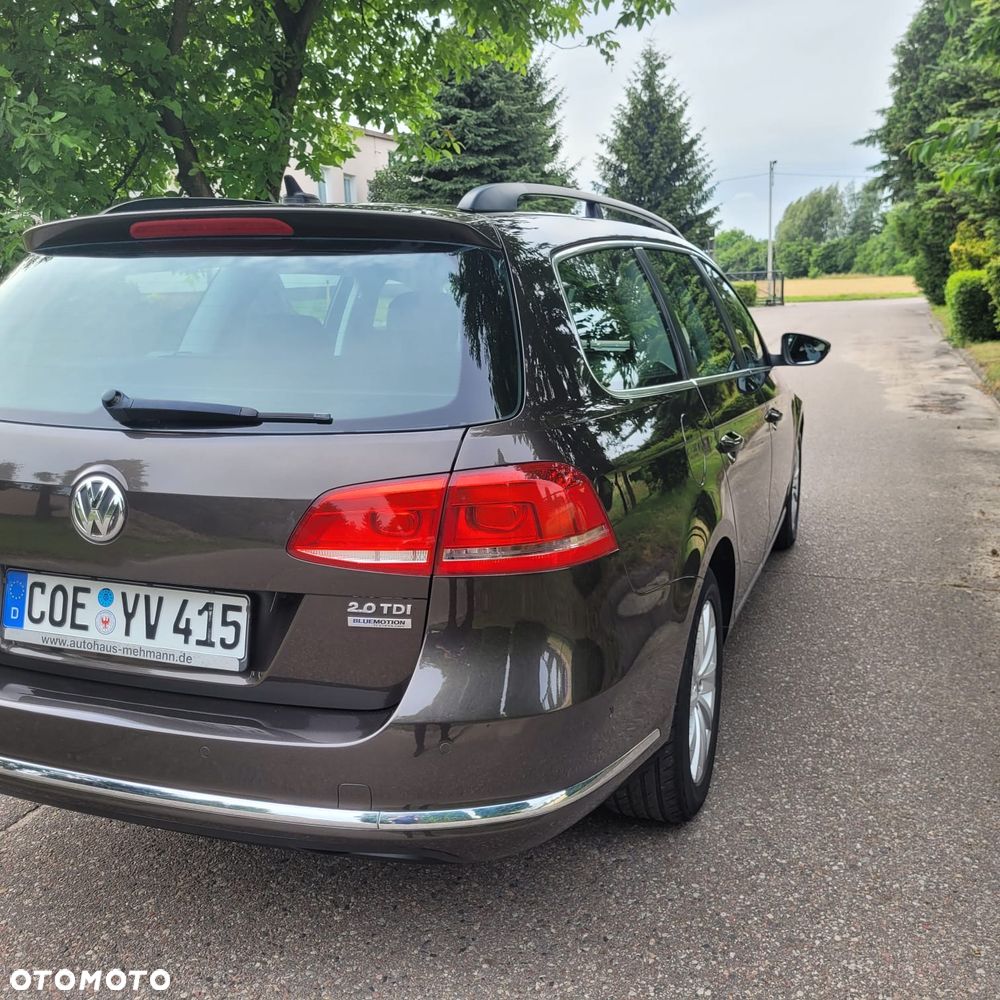 Volkswagen Passat 2.0 TDI Highline - 14
