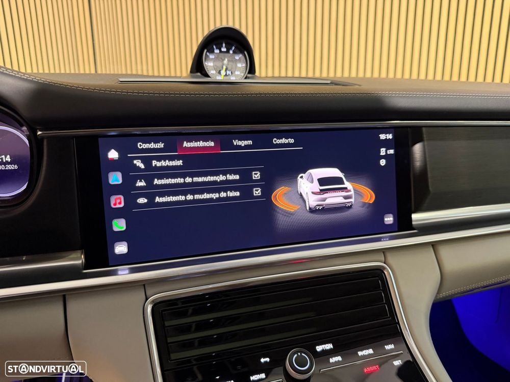 Porsche Panamera 4 E-Hybrid Platinum Edition com PDLS - 24