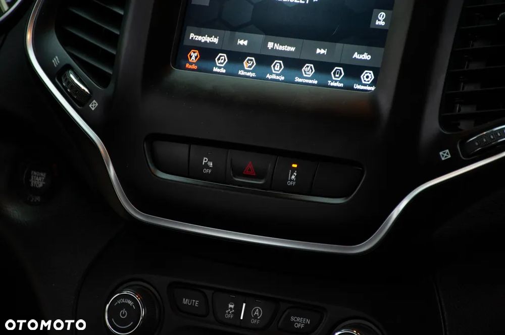 Jeep Cherokee 2.0 GME Active Drive I Limited - 18