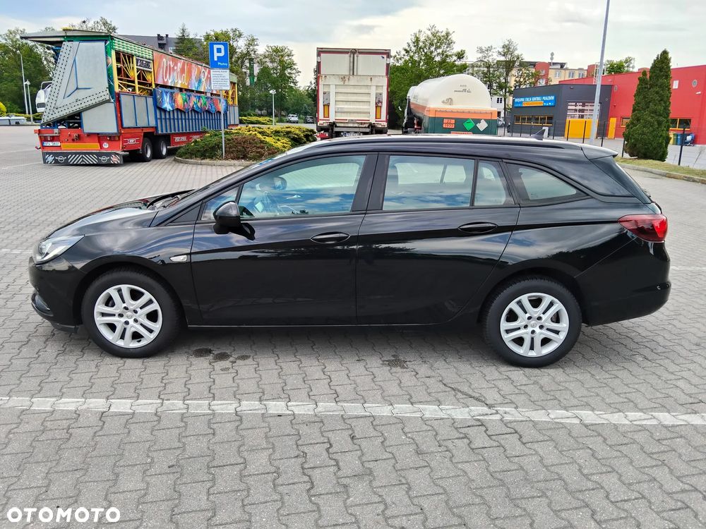 Opel Astra 1.6 CDTI Enjoy - 2