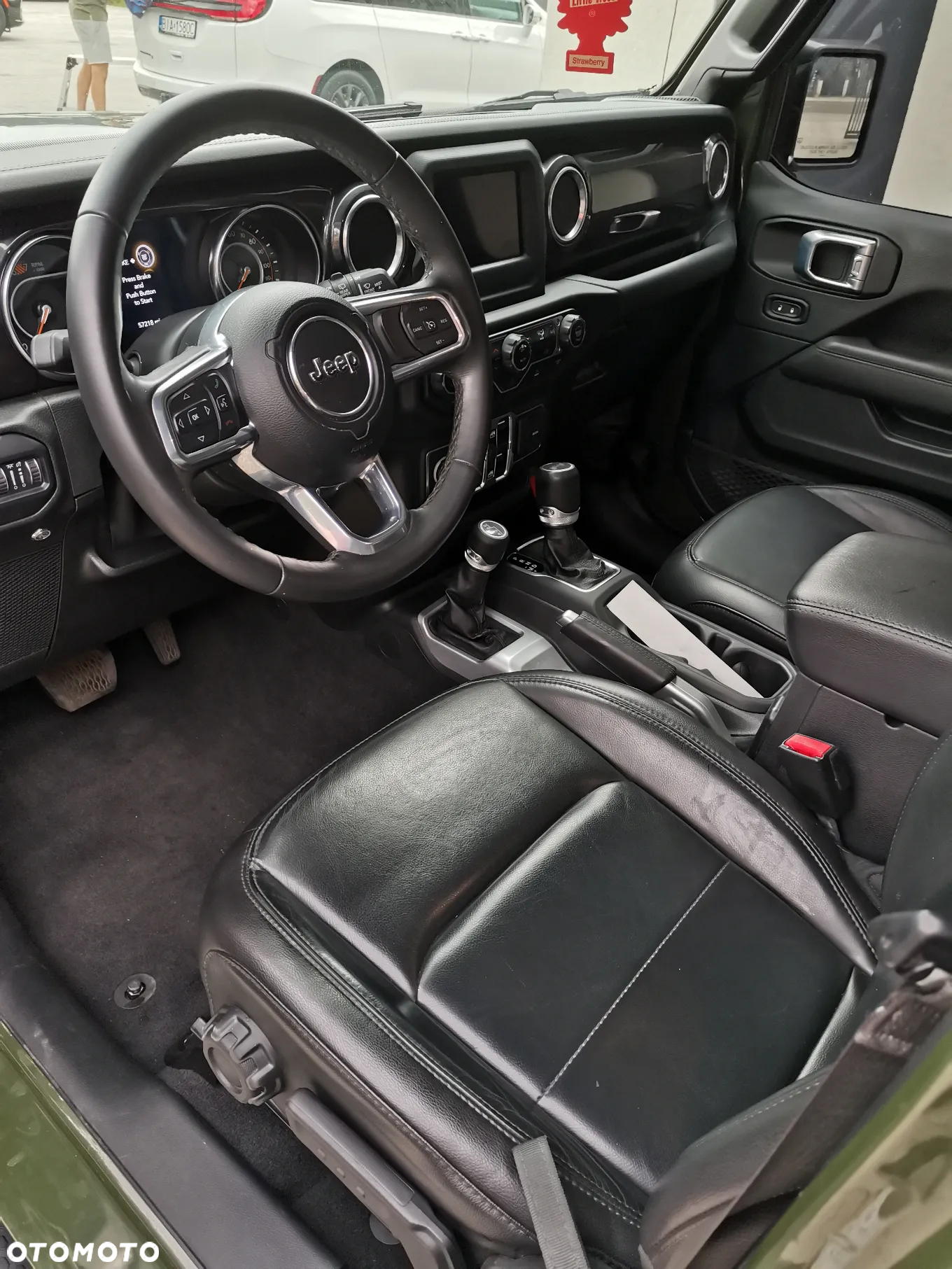 Jeep Wrangler - 11