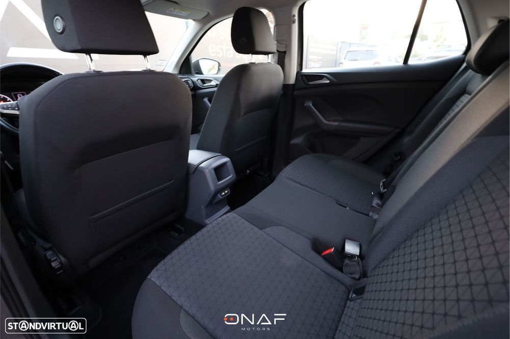 VW T-Cross - 28