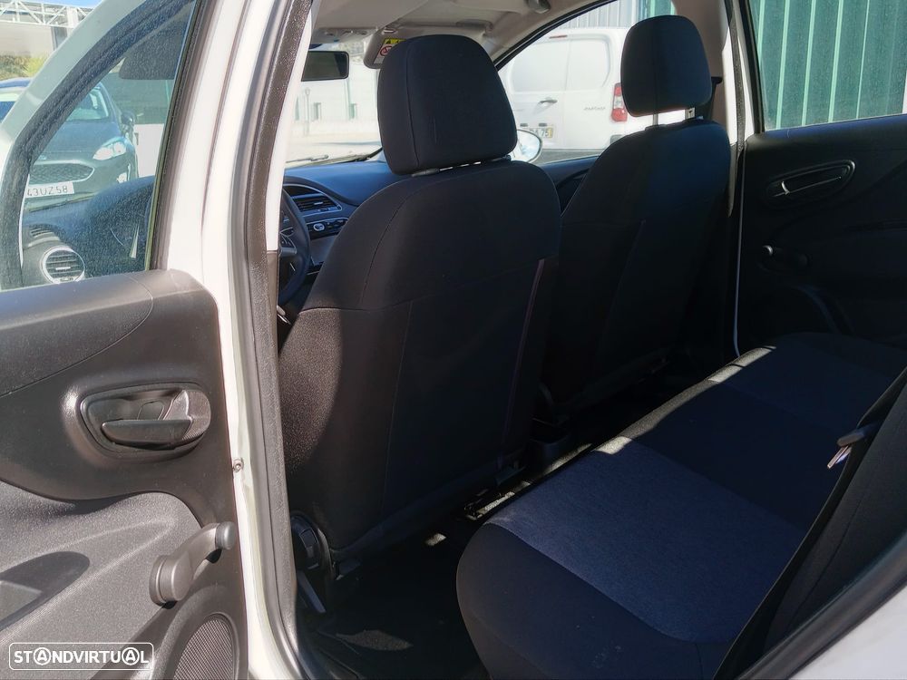 Fiat Punto 1.3 M-Jet Easy S&S - 11