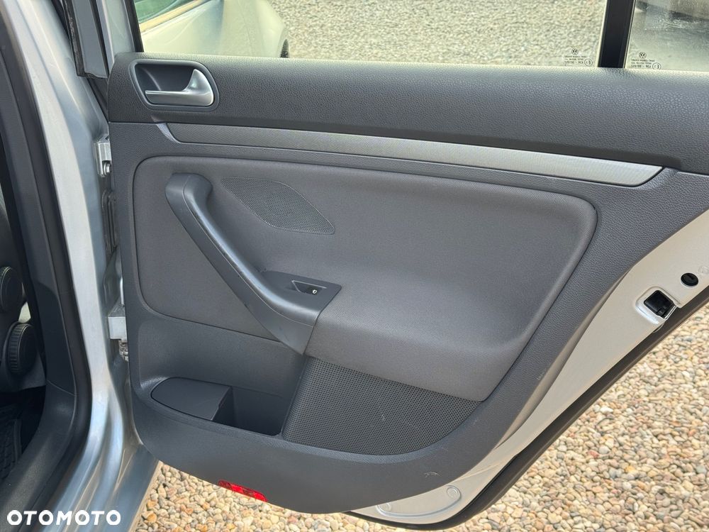 Volkswagen Golf 1.9 TDI Trendline - 20