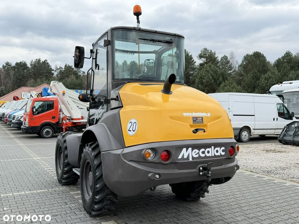 Mecalac AS 700 Obrotowe ramie Szybko-Złącze Mało motogodzin - 19