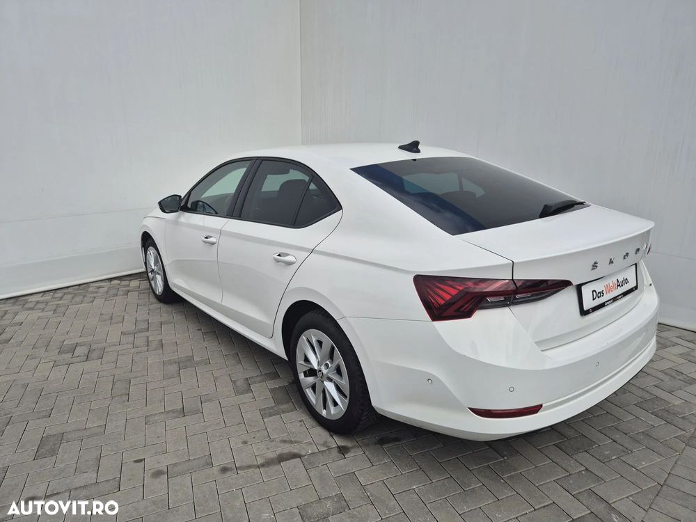 Skoda Octavia 2.0 TDI DSG Style - 3